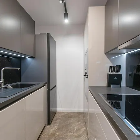 Brand New Bliss Lux *