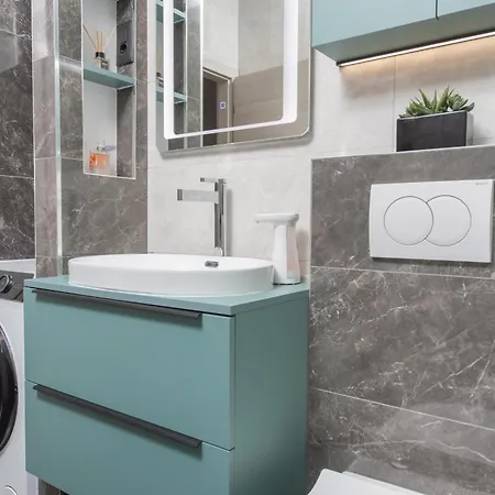 Апартаменты Brand New Bliss Lux *